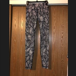 Lulu lemon leggings size 4 full length